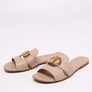 Dior Montaigne Slides